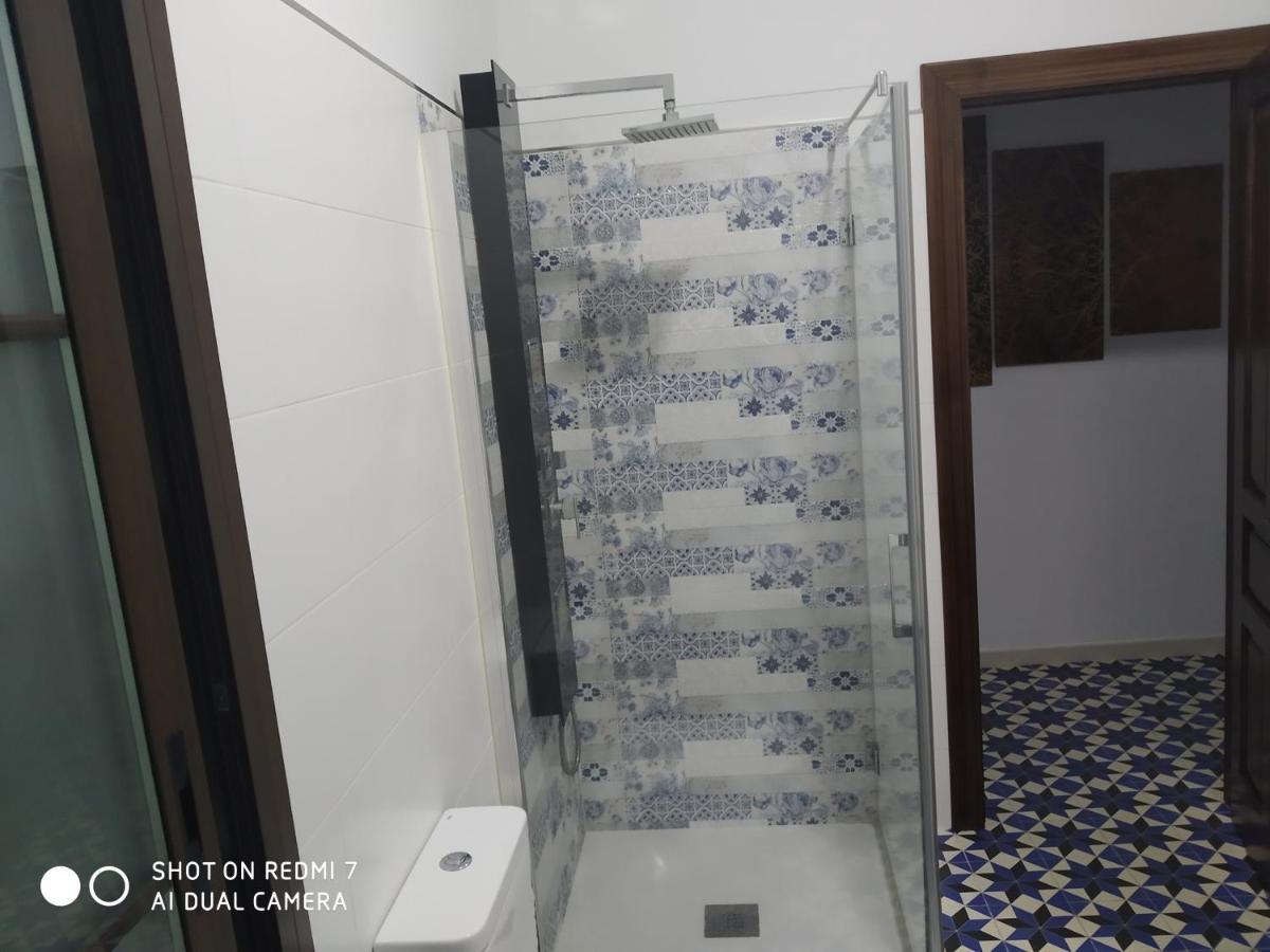 alojamiento alora Castillo árabe y museo Esterno foto